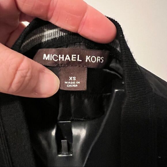 Michael Kors Mens Button Down Cardigan Sweater Black Nylon Back Extra Small - Picture 5 of 5